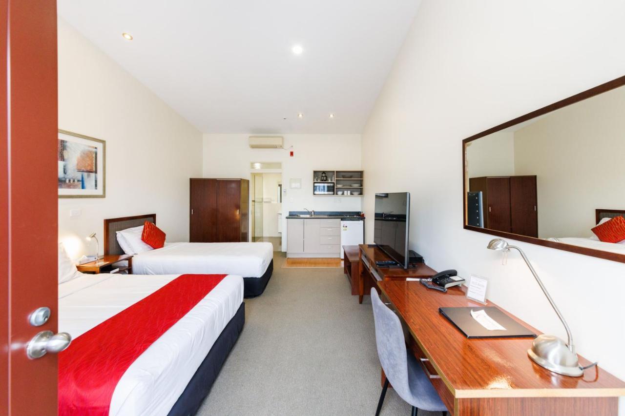 Fitzherbert Regency Motor Lodge 파머스턴노스 외부 사진