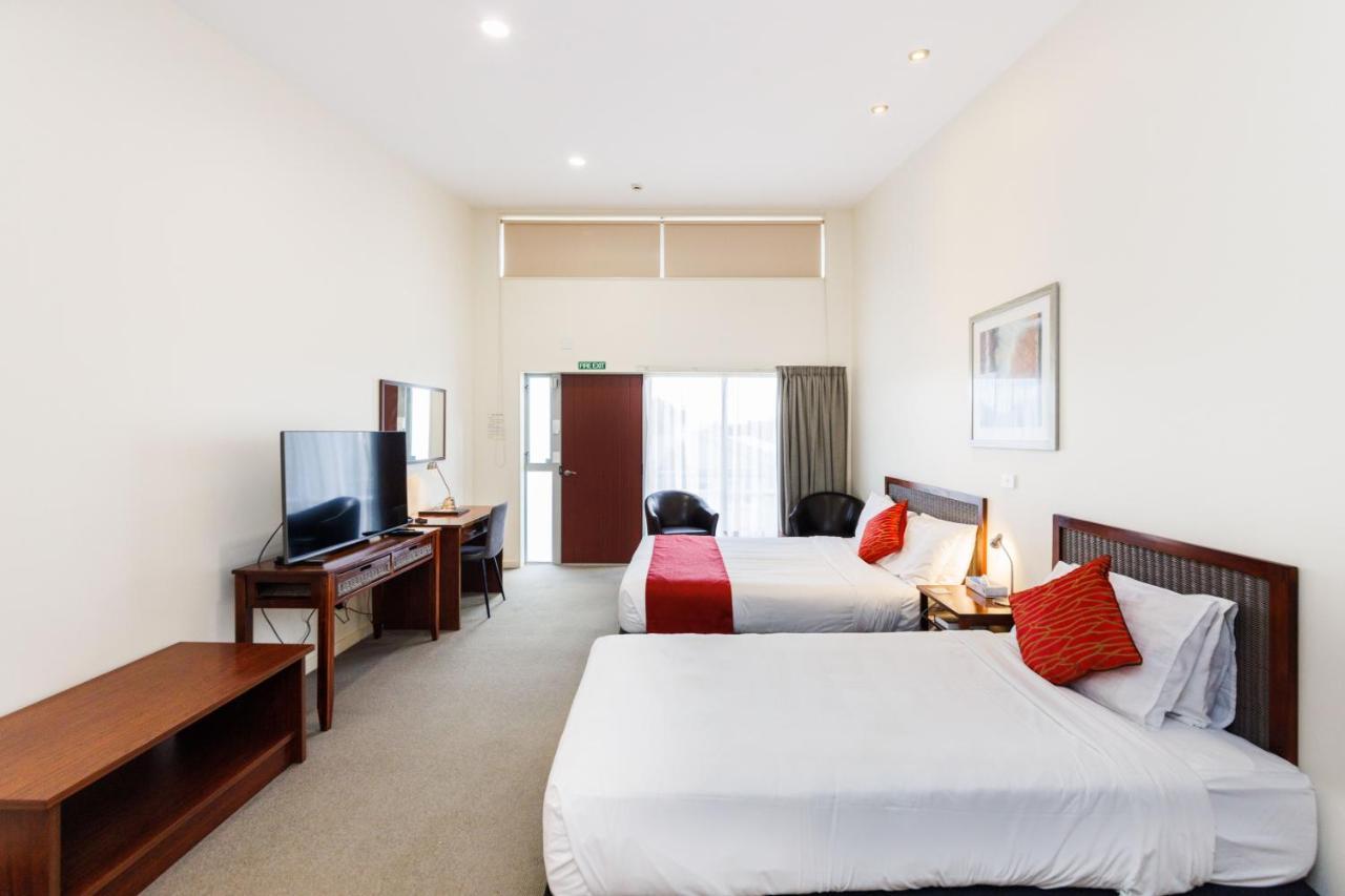 Fitzherbert Regency Motor Lodge 파머스턴노스 외부 사진