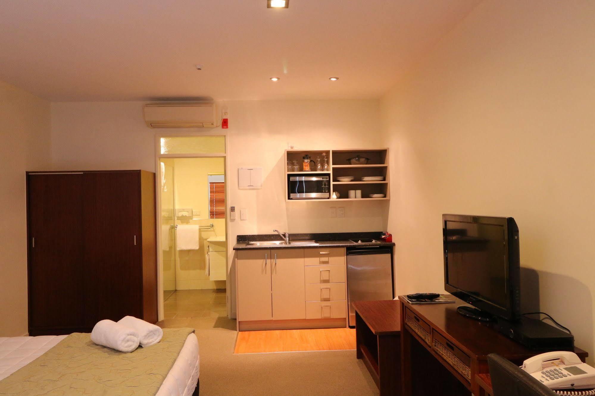 Fitzherbert Regency Motor Lodge 파머스턴노스 외부 사진
